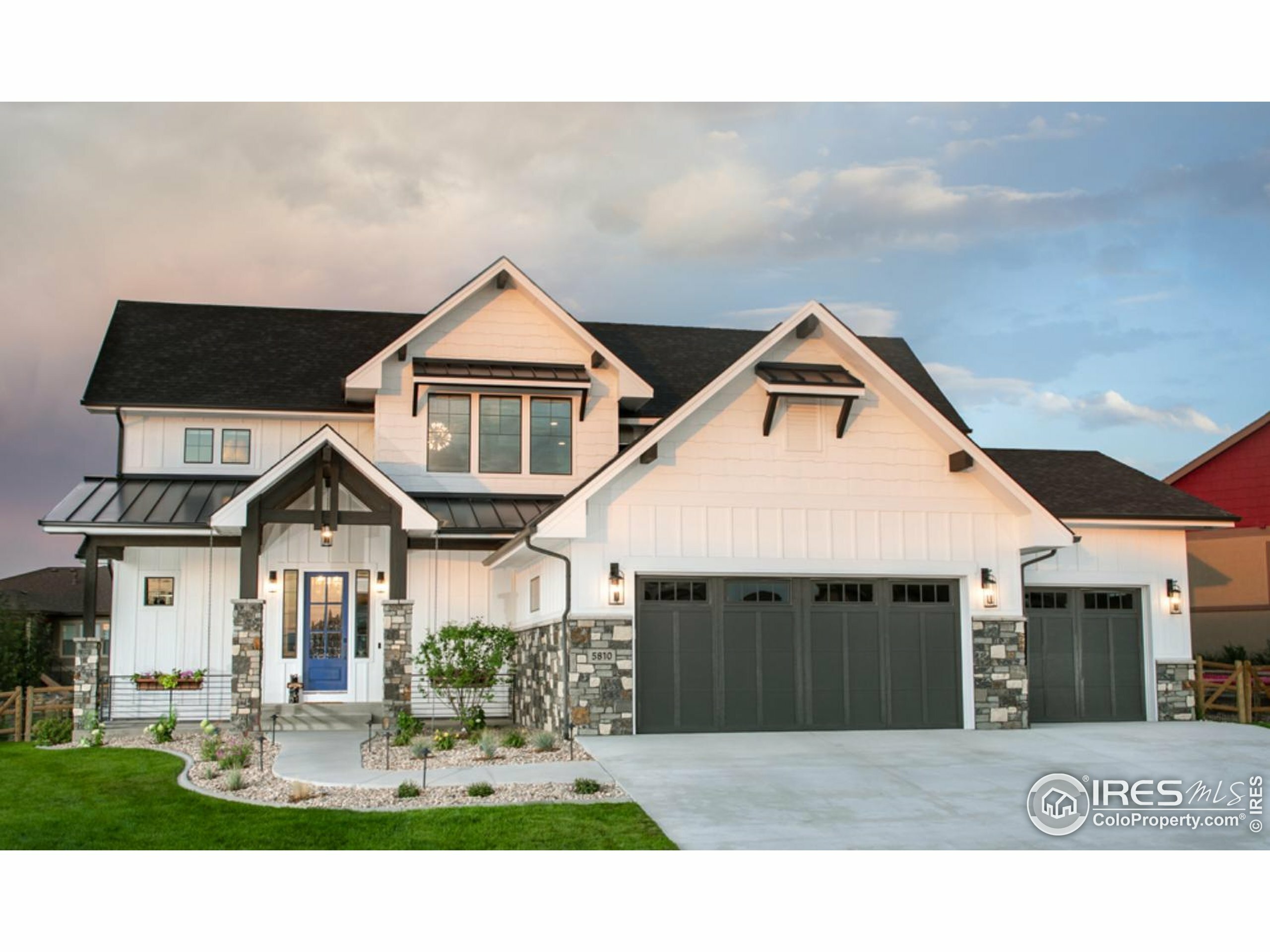 Property Photo: 5810 Last Pointe Dr CO 80550
