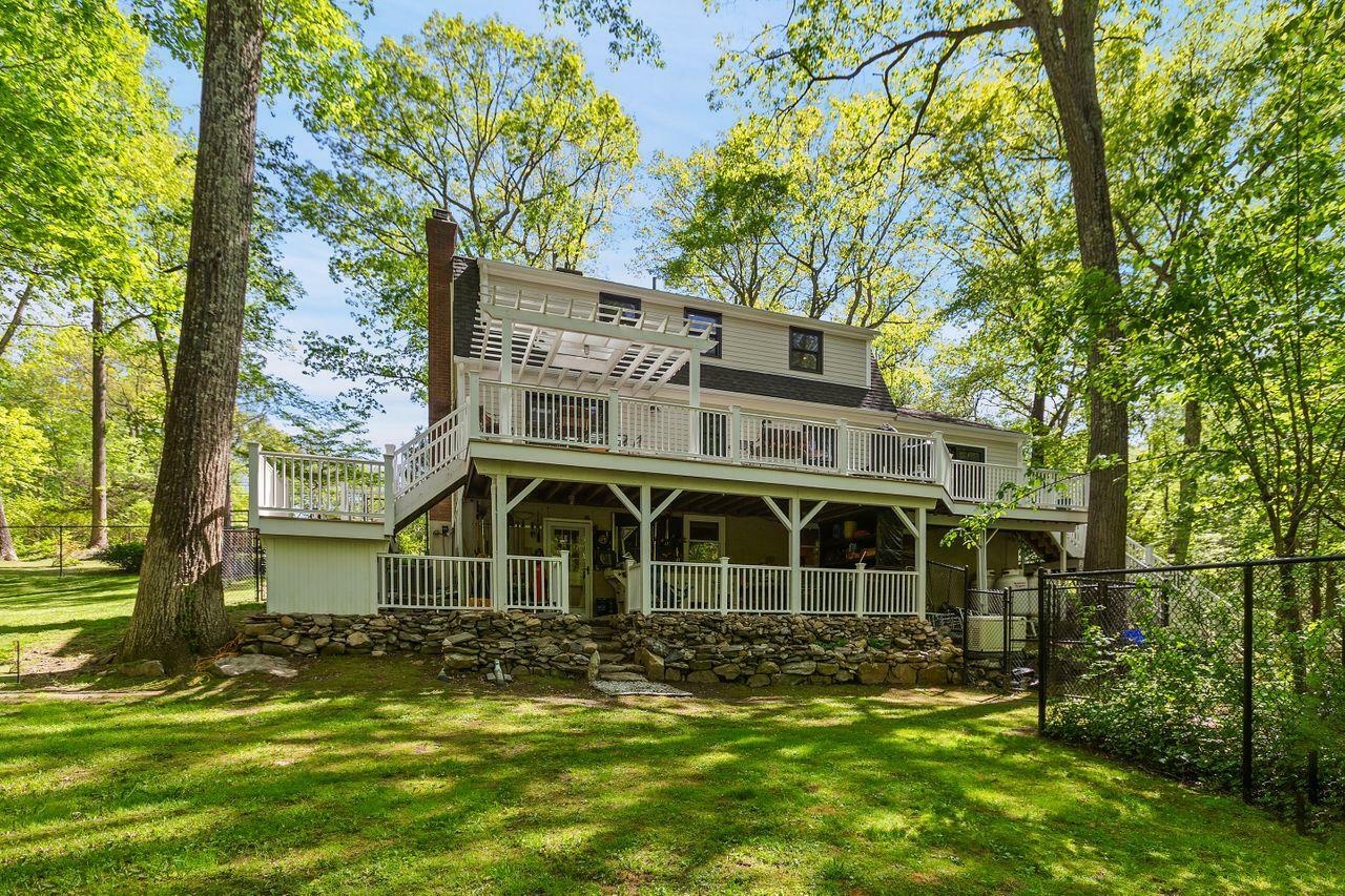 Property Photo: 7 Laurie Lane NY 10590