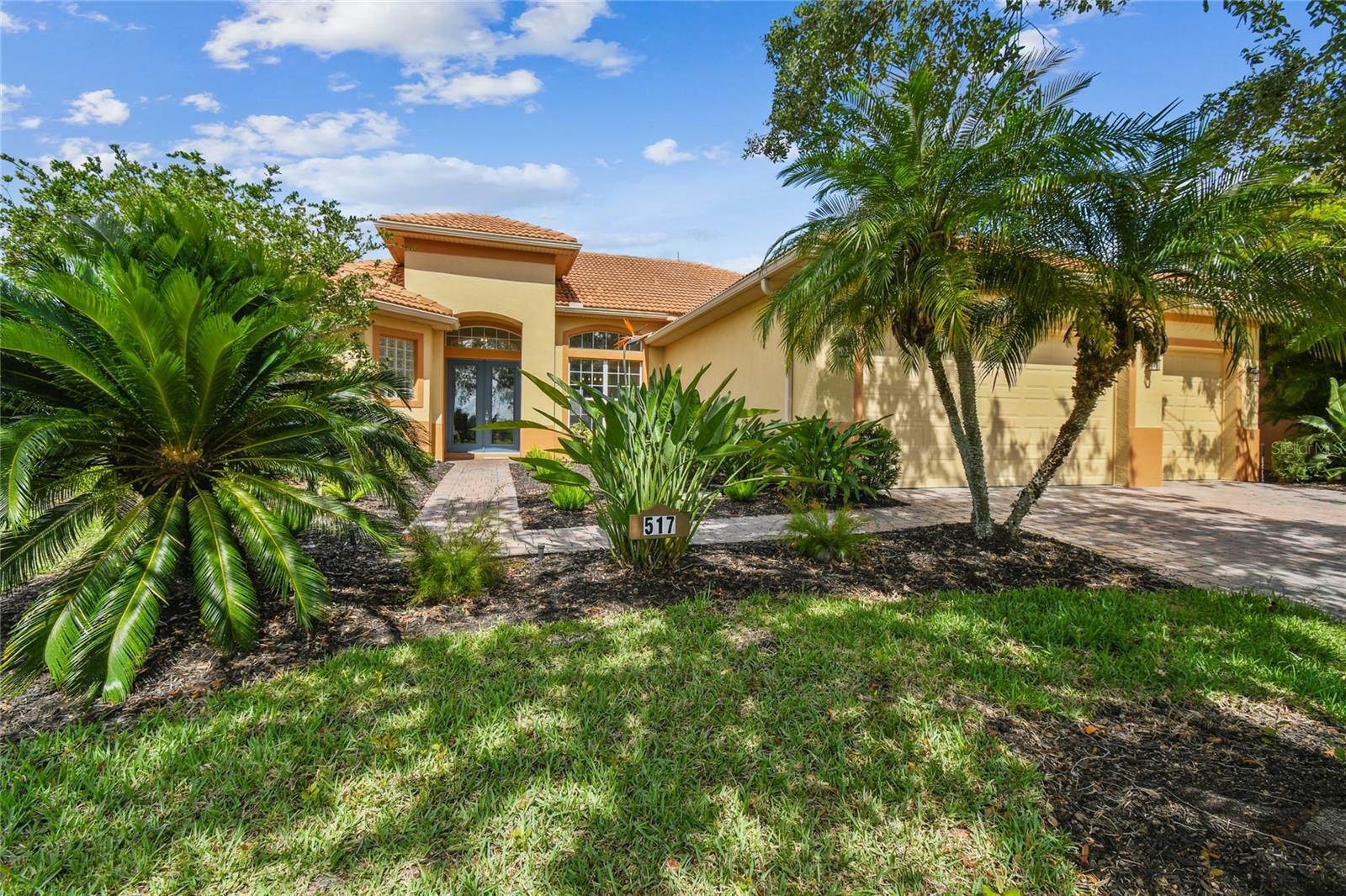 Property Photo: 517 Milano Rd FL 34759