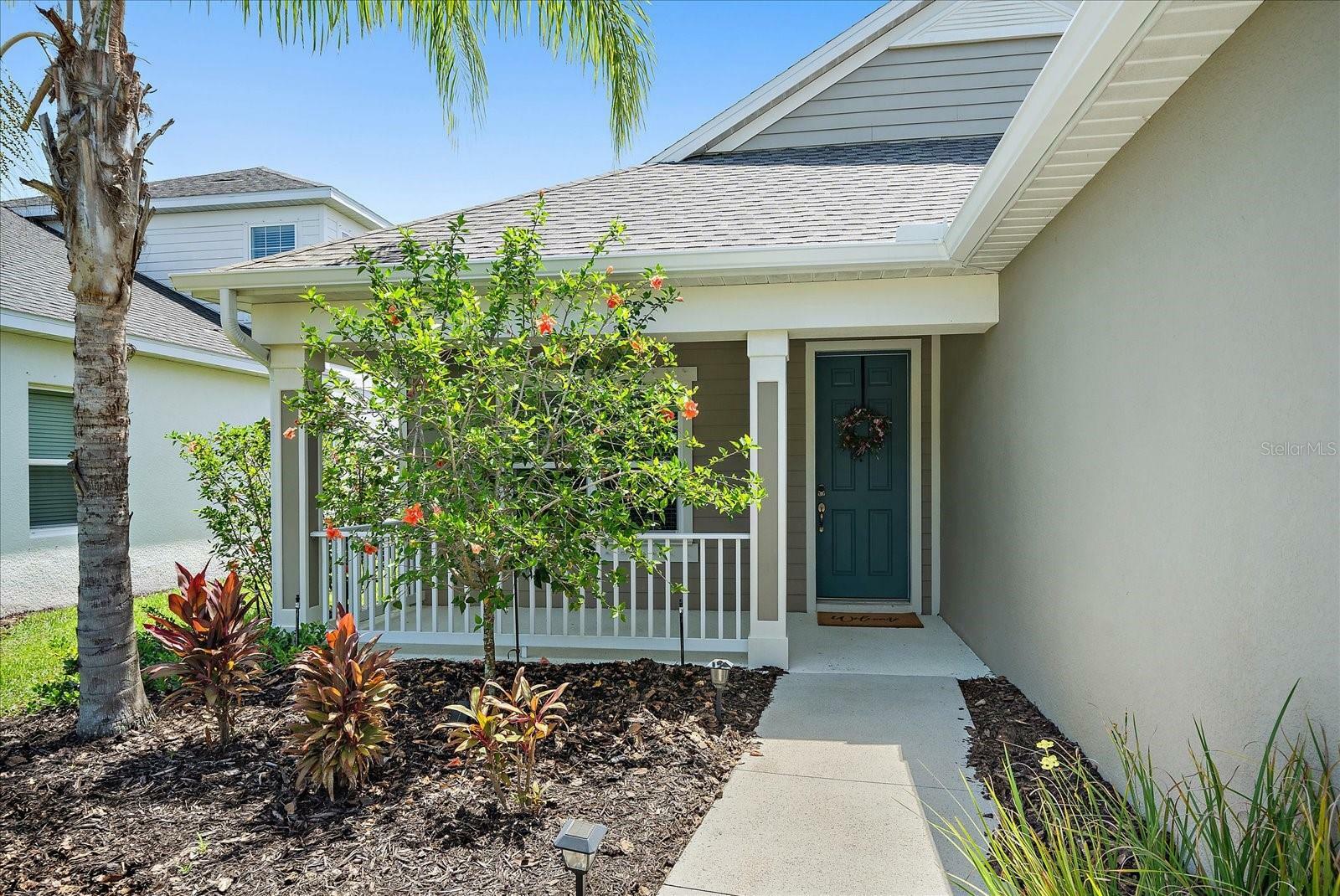 Property Photo: 1739 Lake Verona Circle FL 34211