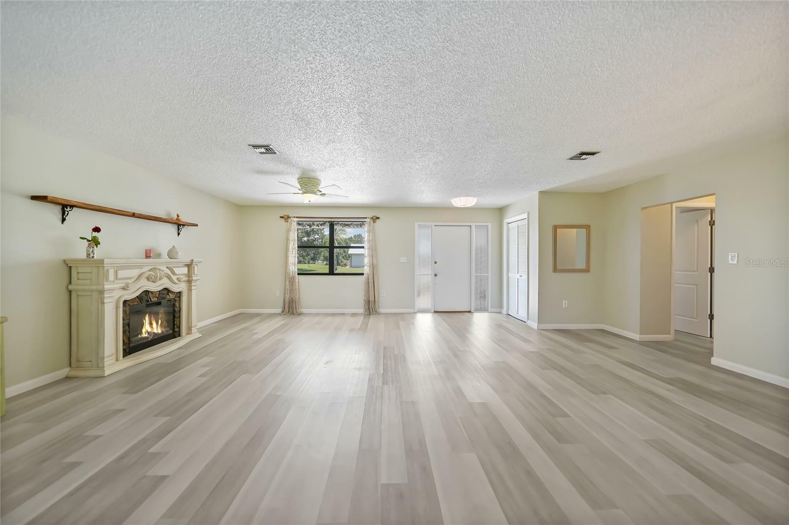 Property Photo: 16615 Acapulco Road FL 33955