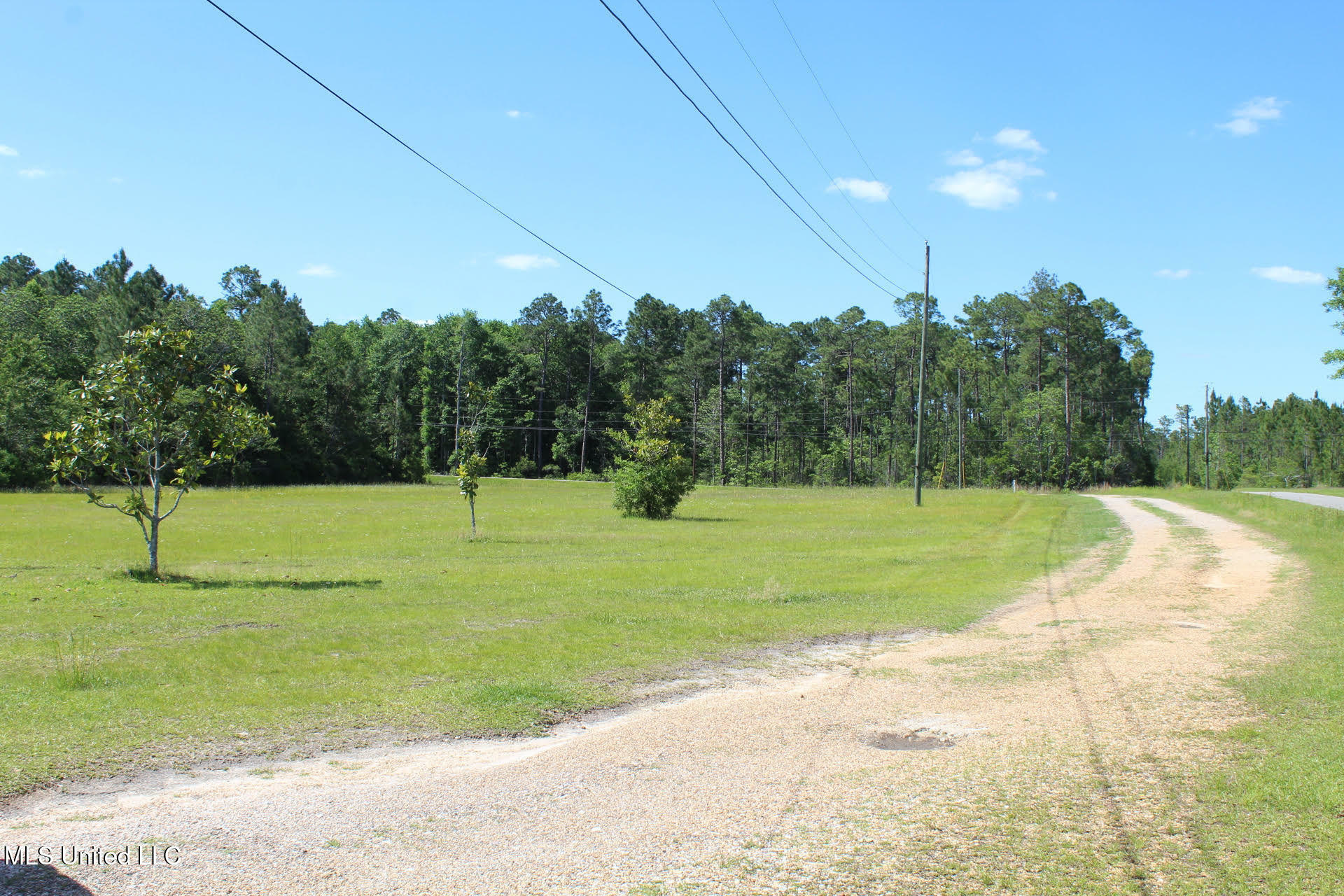 Property Photo: 15603 Krohn Road MS 39565