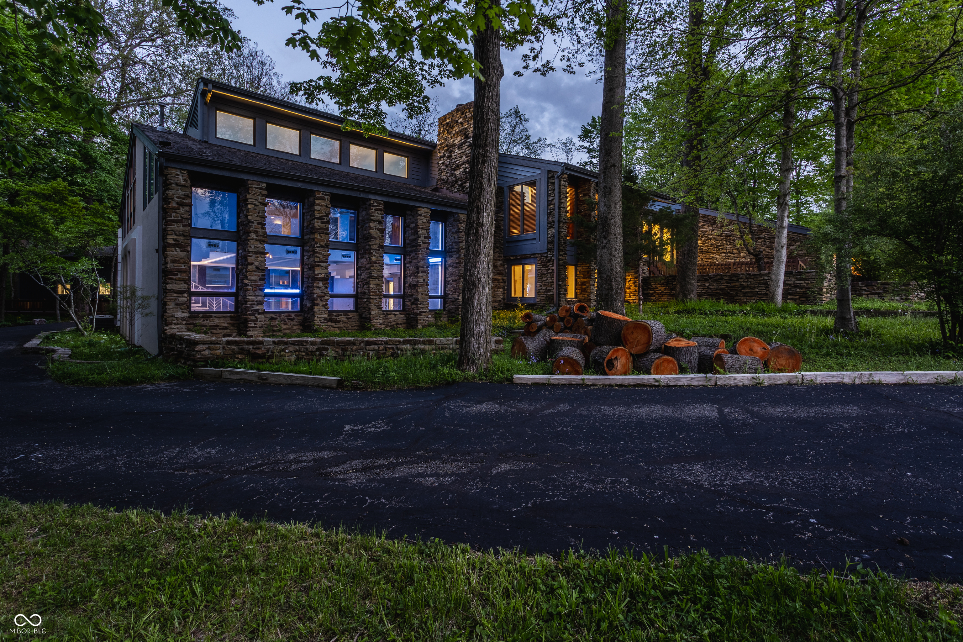 12469 Springmill Road  Carmel IN 46032 photo