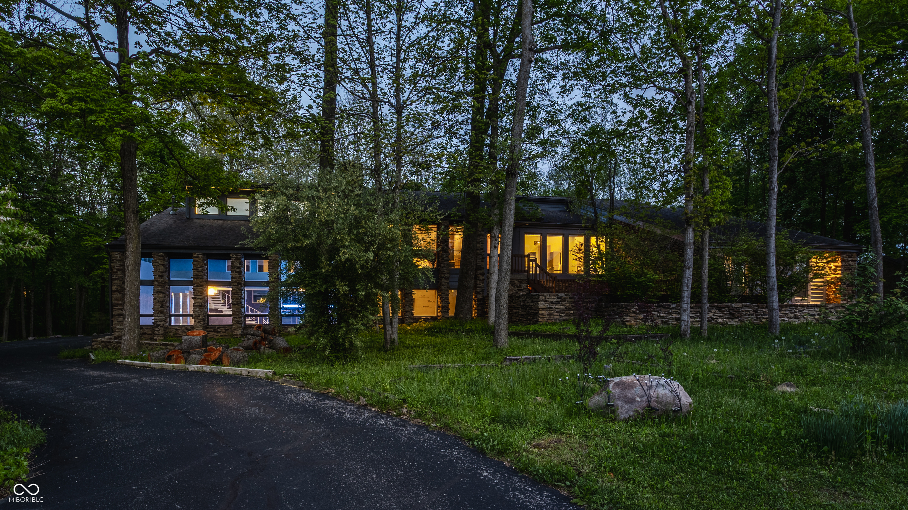12469 Springmill Road  Carmel IN 46032 photo