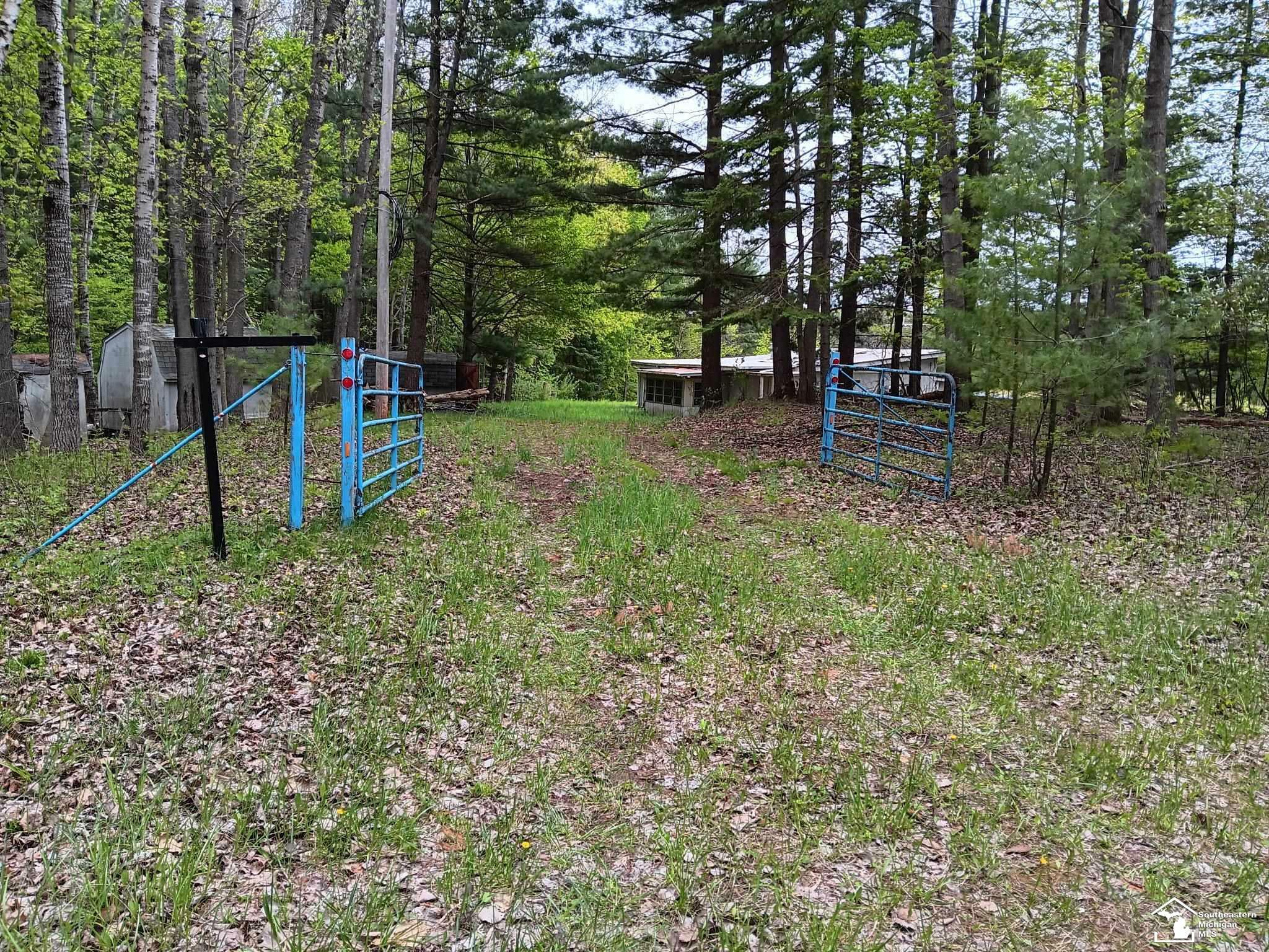 Property Photo:  546 N M-30 Road  MI 48624 