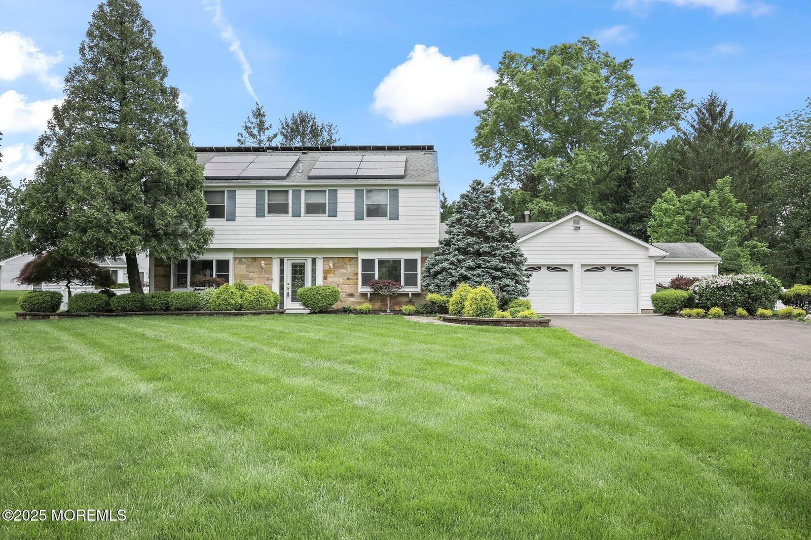 Property Photo: 7 Colonial Court NJ 07726