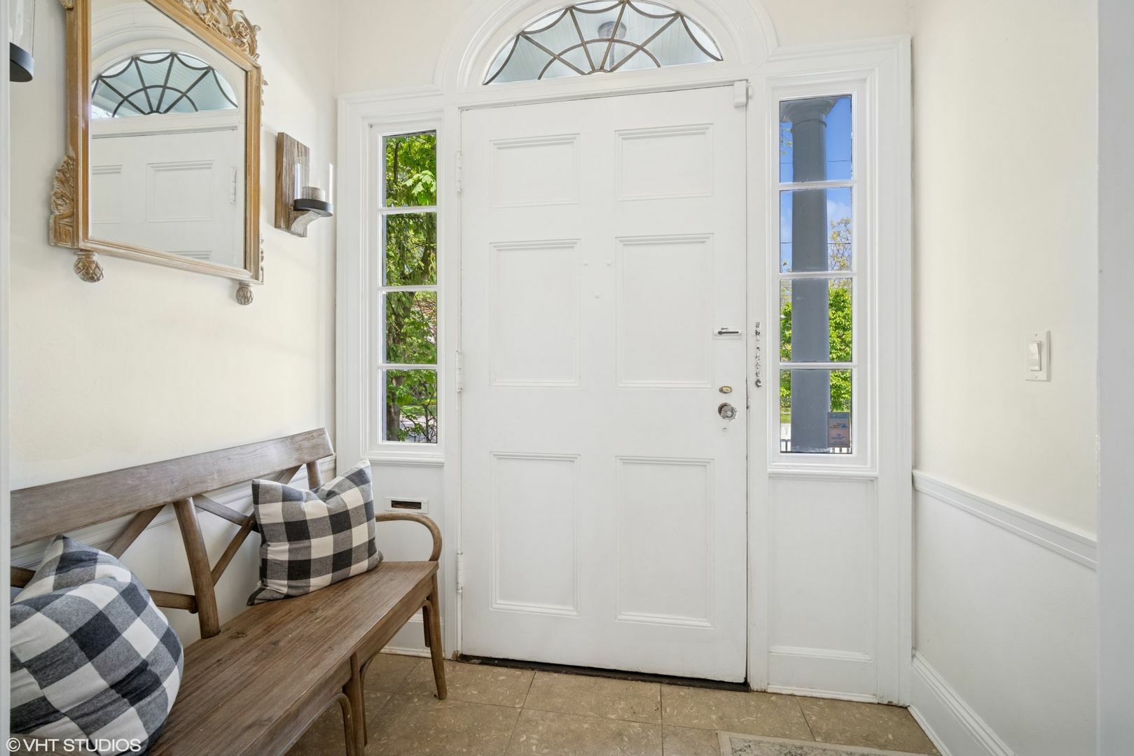 Property Photo: 2018 Linden Avenue IL 60035