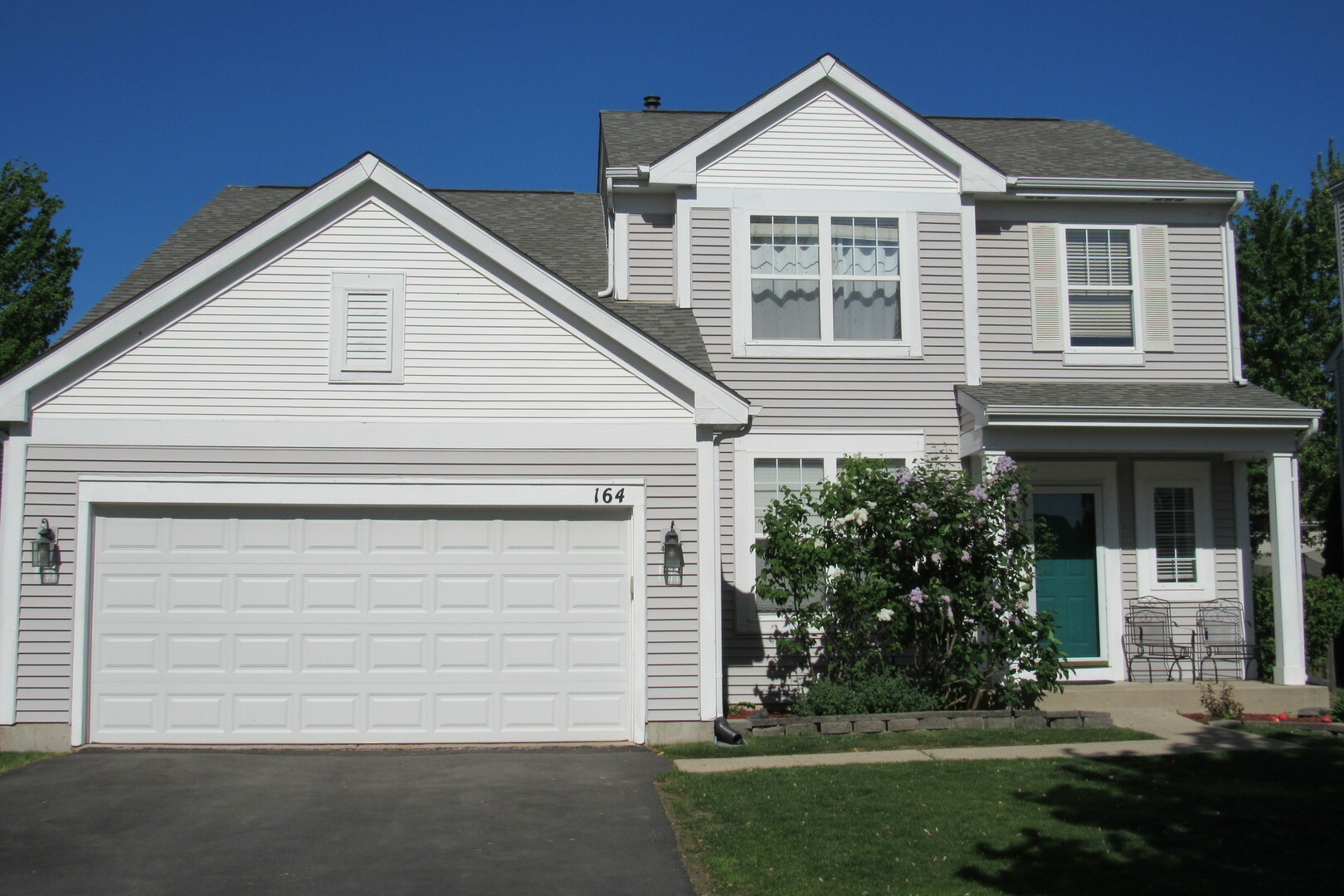 Property Photo: 164 Blue Heron Court IL 60073