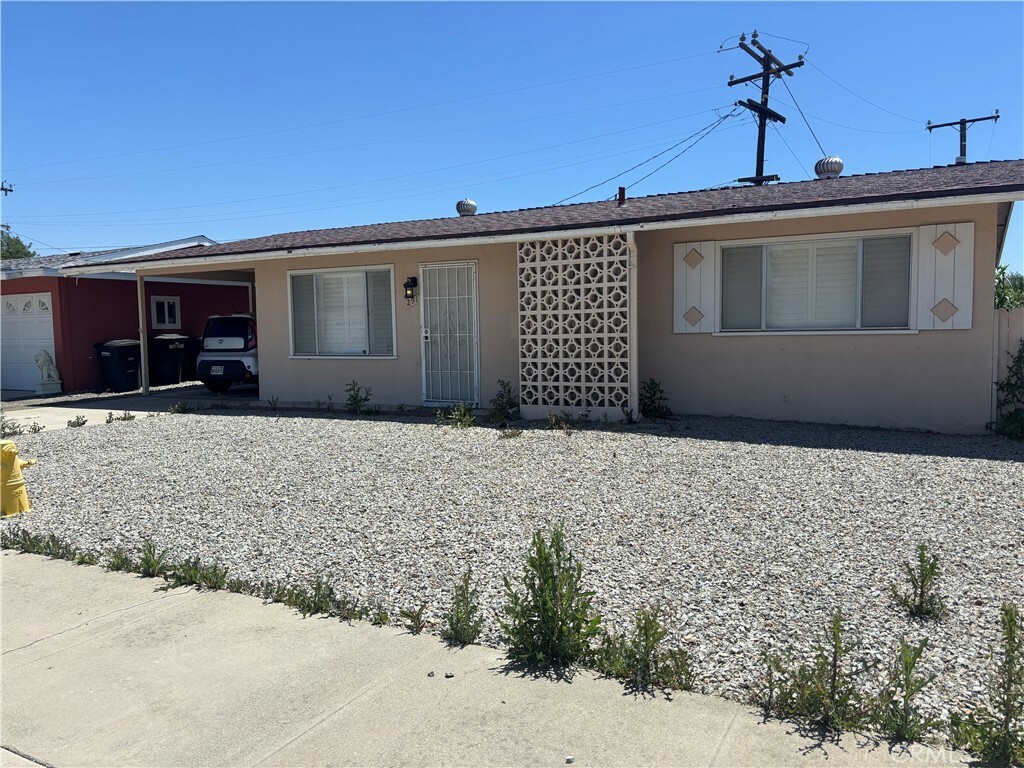 Property Photo: 291 Mary Lane CA 92543