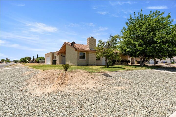 Property Photo:  14889 Hartford Lane  CA 92342 