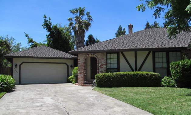Property Photo:  1145 Spruce Tree  CA 95831 