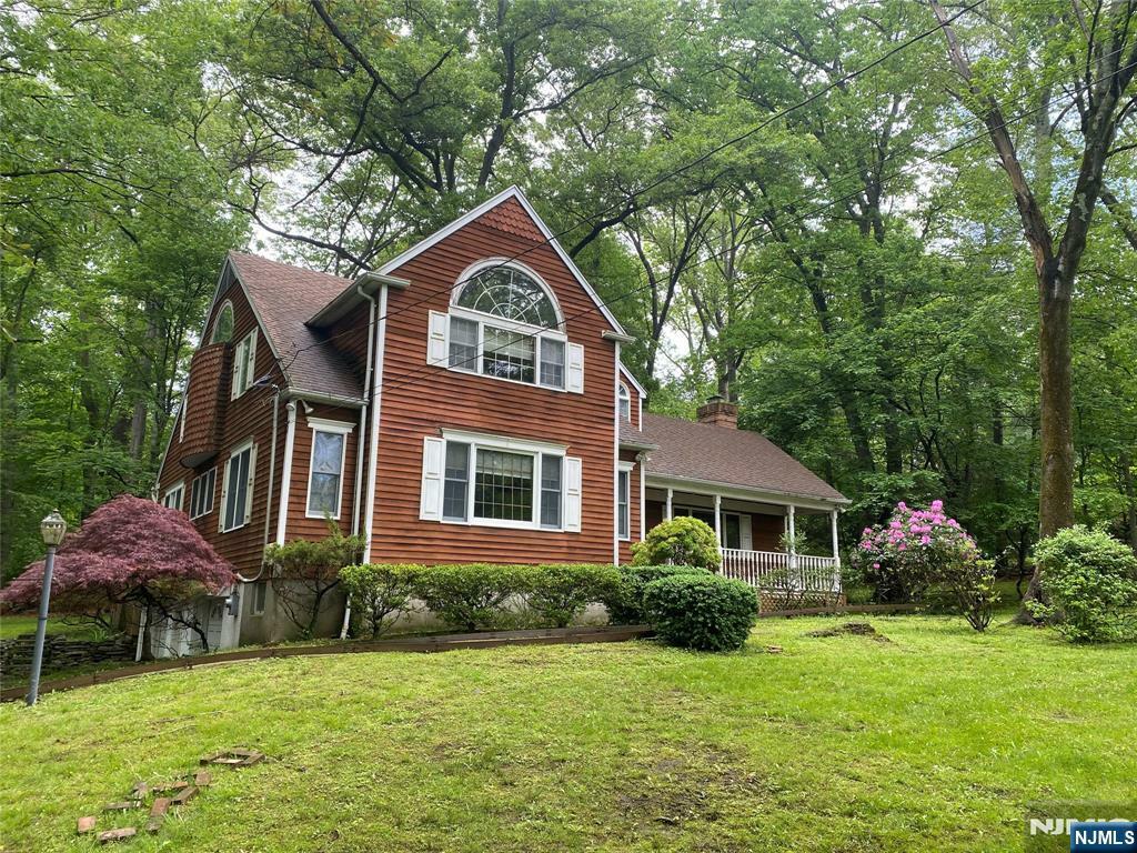 67 Locust Lane  Upper Saddle River NJ 07458 photo