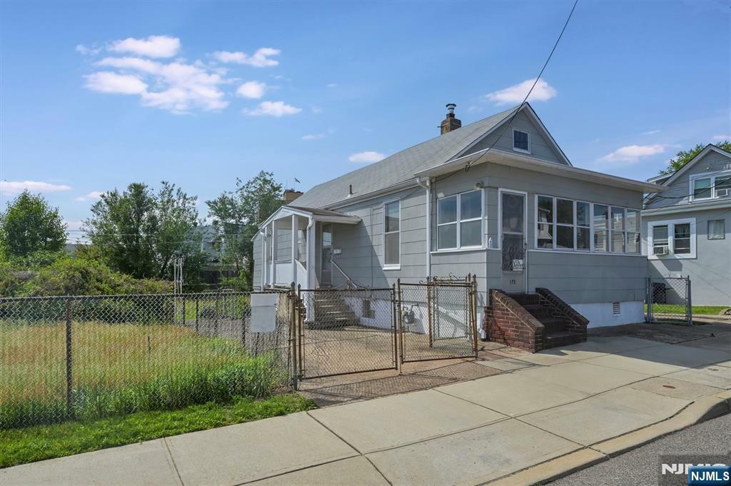 173 Lincoln Place  Garfield NJ 07026 photo