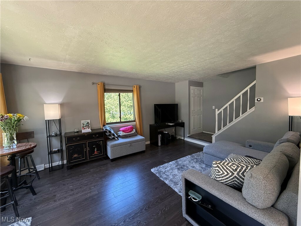 Property Photo: 35263 S Turtle Trail D OH 44094