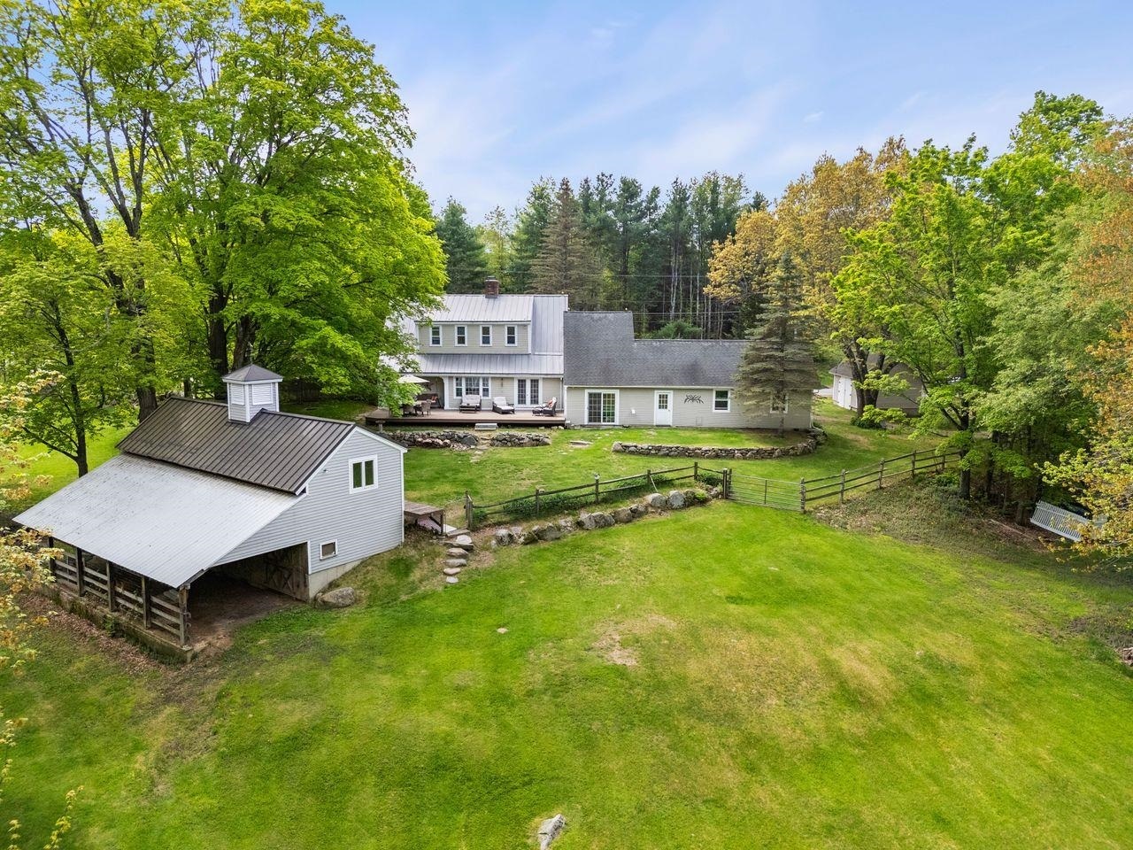 Property Photo: 273 N Amherst Road NH 03110