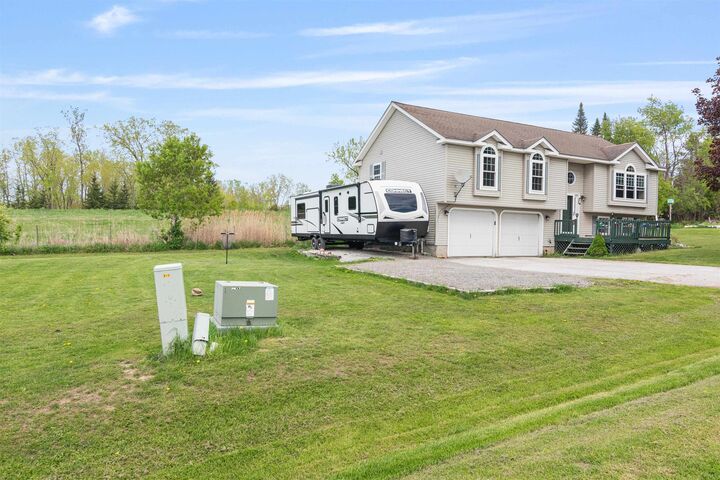 Property Photo:  9 Tanglewood Drive  VT 05478 