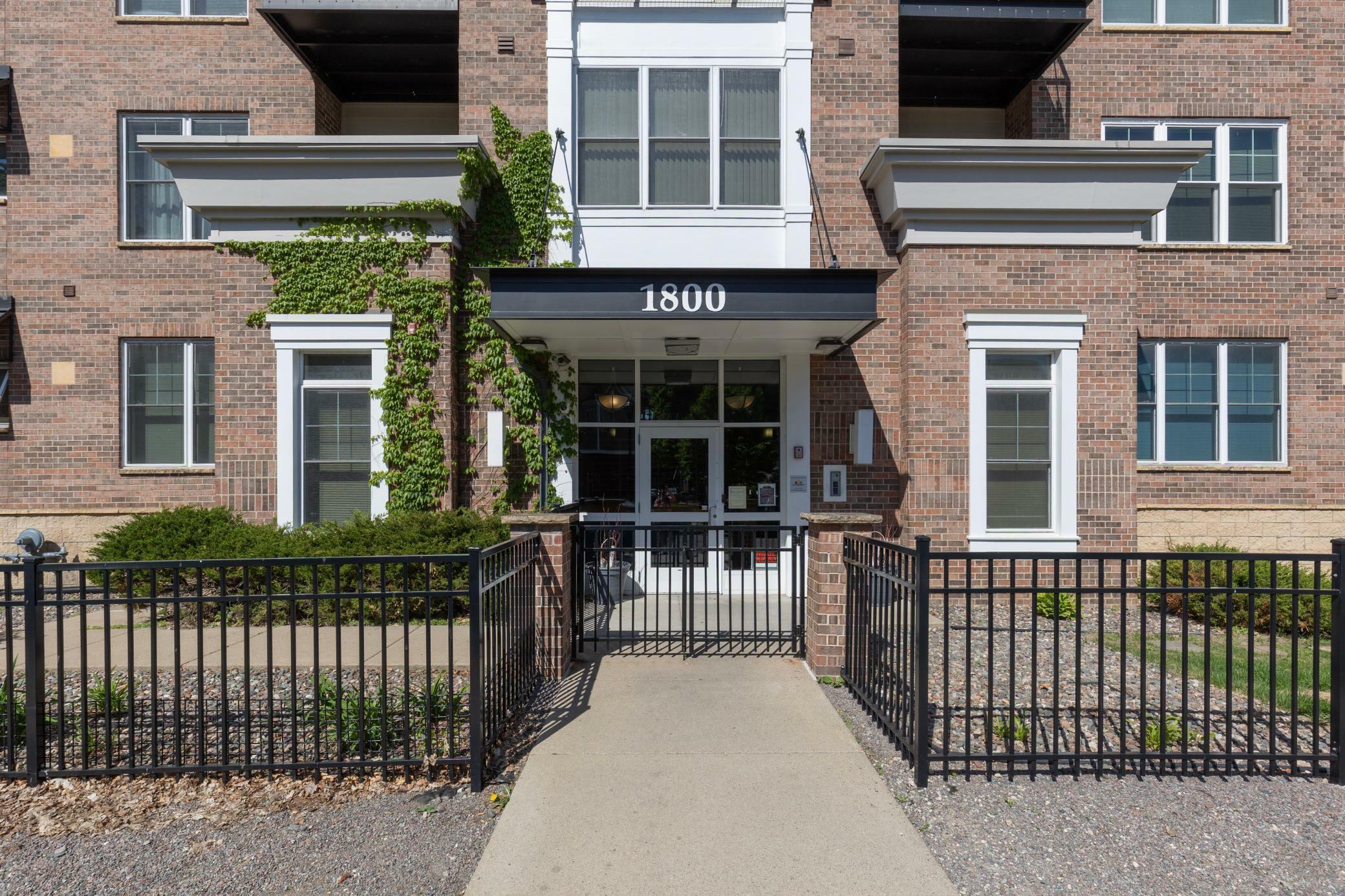 Property Photo: 1800 Clinton Avenue 205 MN 55404