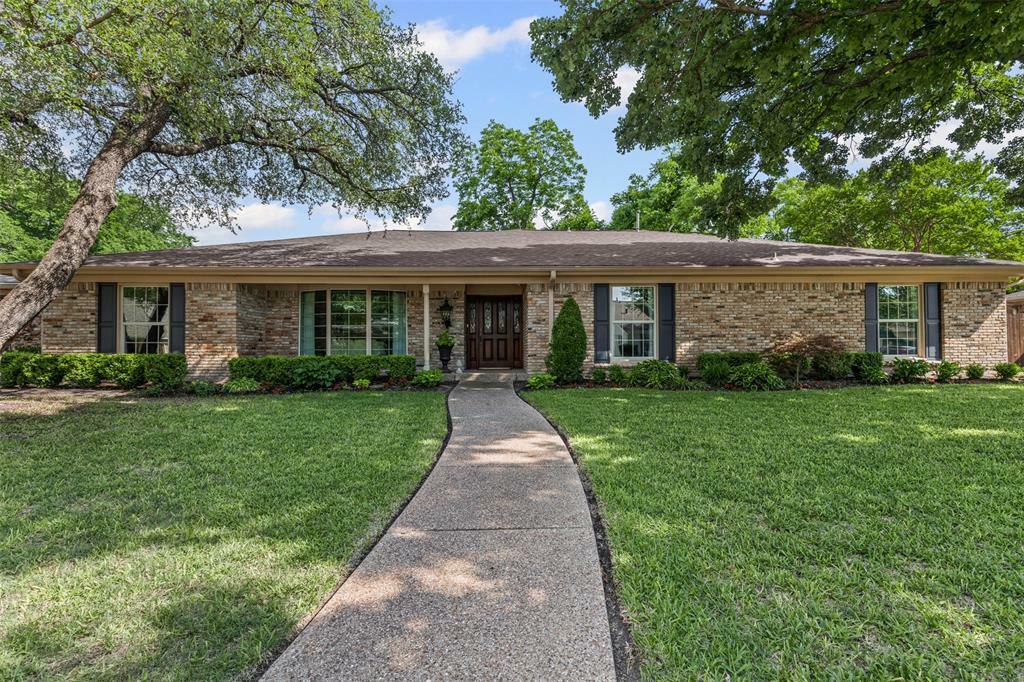 Property Photo: 7013 Miramar Circle TX 76126
