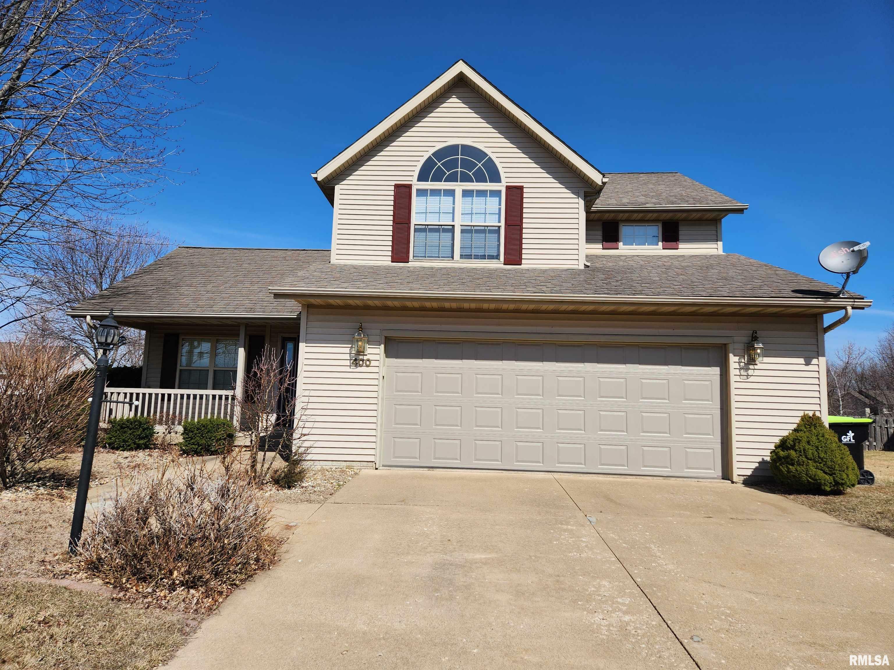 Property Photo: 400 Bittersweet Avenue IL 61548-9999