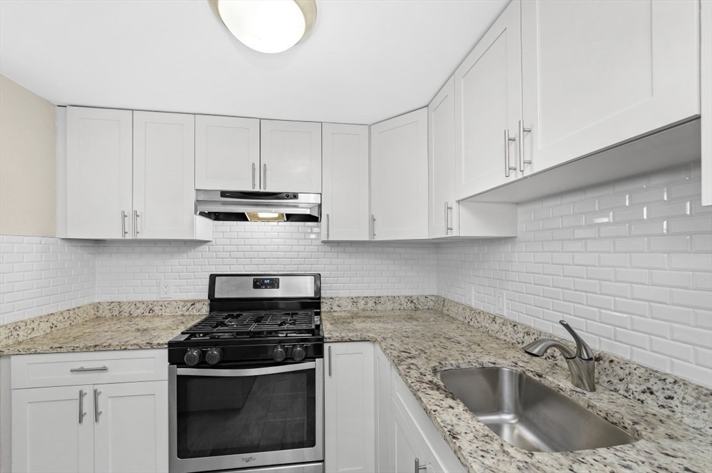 Property Photo: 464 Main Street 2 MA 02129