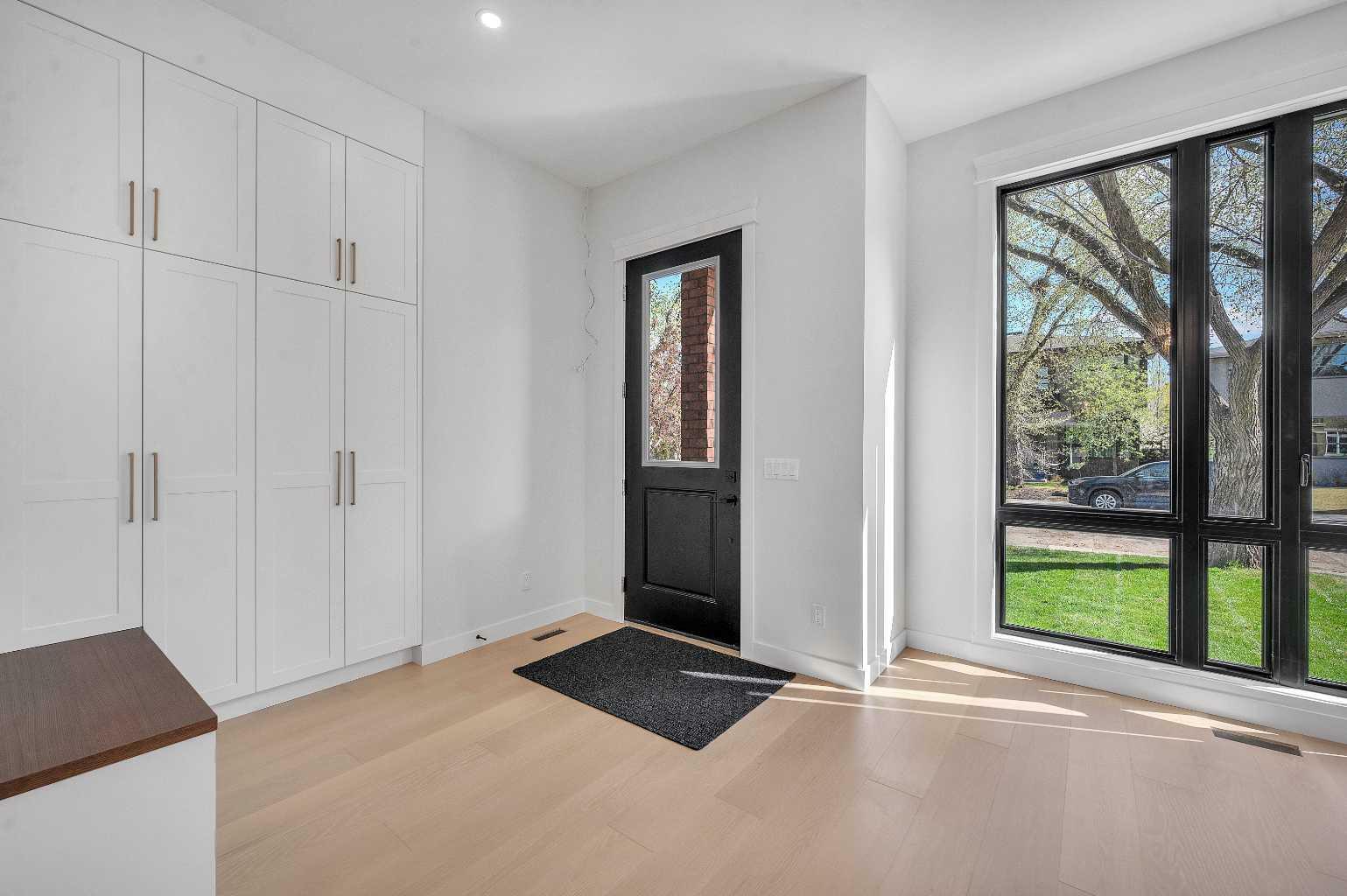 Property Photo: 2626 4 Avenue NW AB T2N 0P6