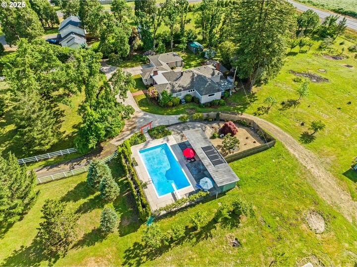 85622 Jasper Park Rd  Pleasant Hill OR 97455 photo
