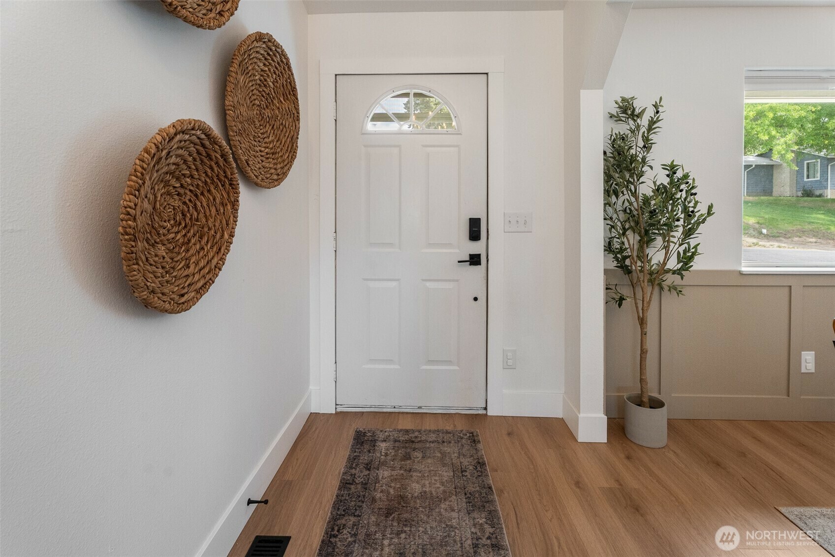 Property Photo: 2707 Angel Lane WA 98802
