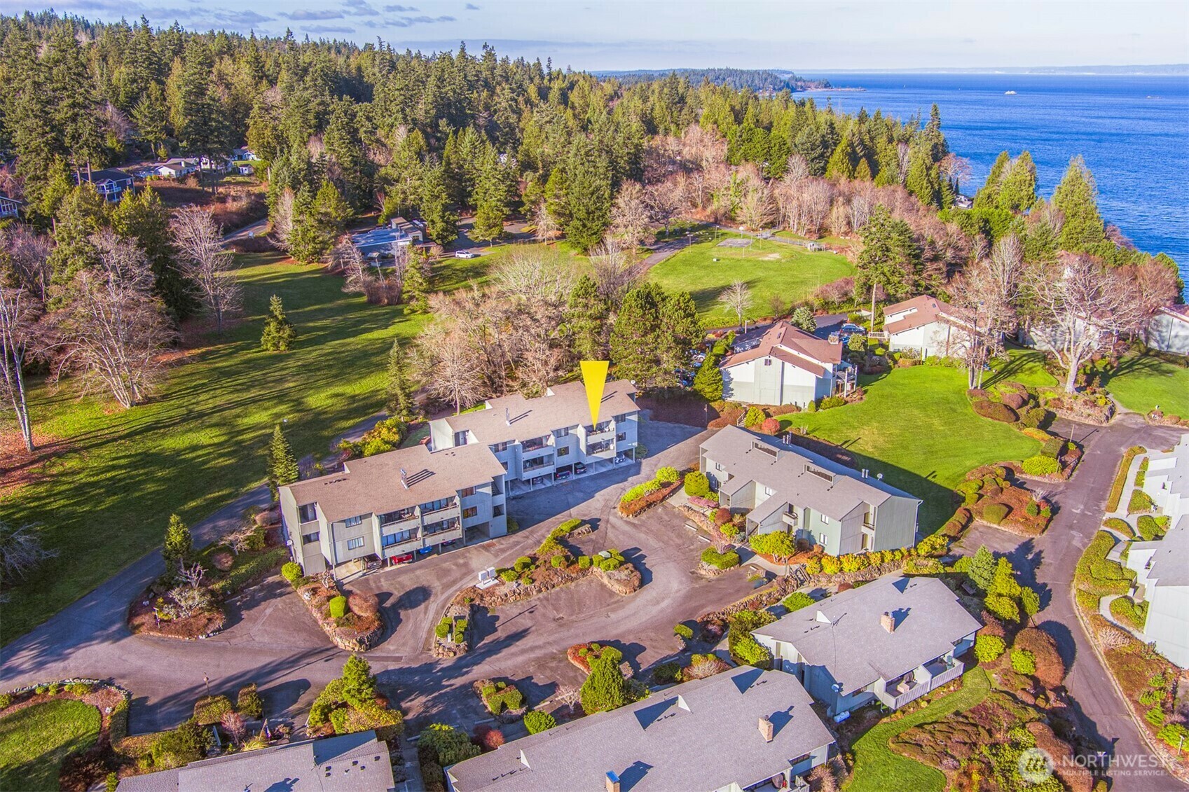 Property Photo:  100  Olympic Place 18  WA 98365 