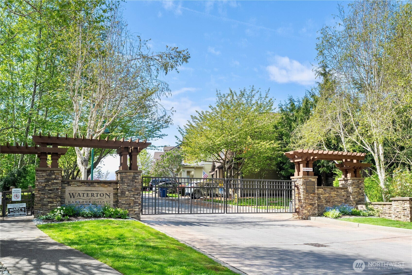 Property Photo: 6611 Waterton Circle WA 98275