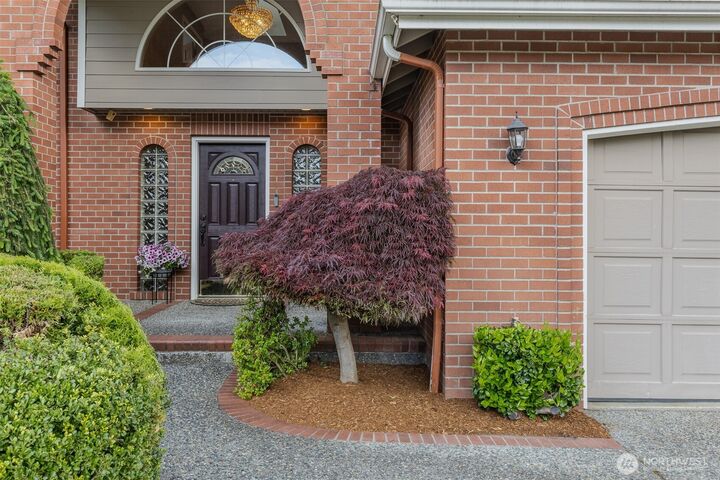 Property Photo:  2323  241st Street SE  WA 98021 