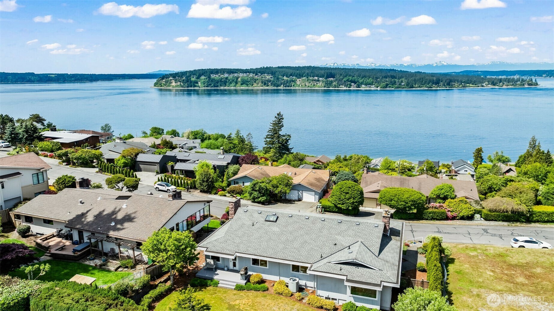 Property Photo: 4615 Wayneworth Street W WA 98466