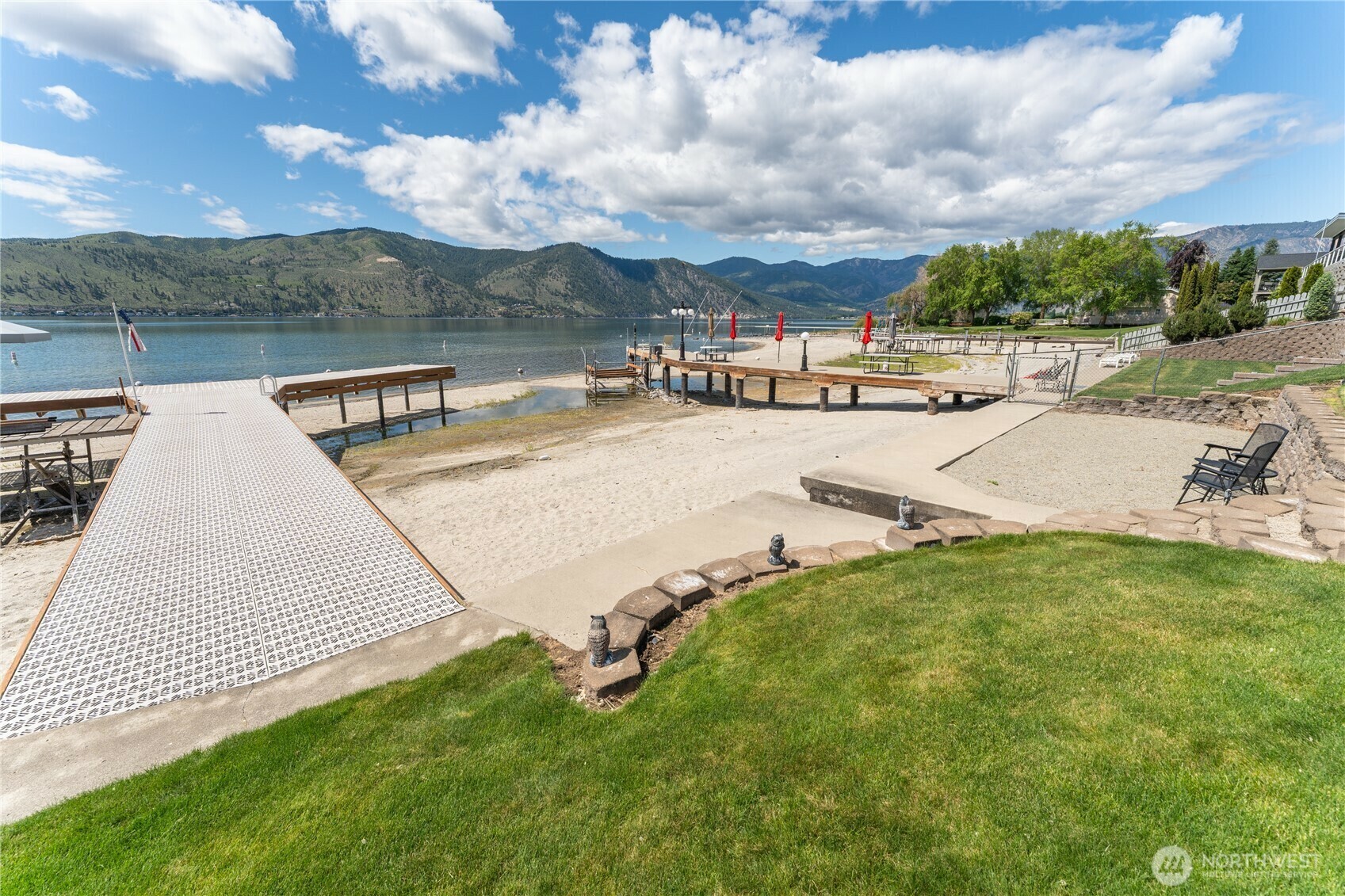 Property Photo: 34 Leisure Lane WA 98831