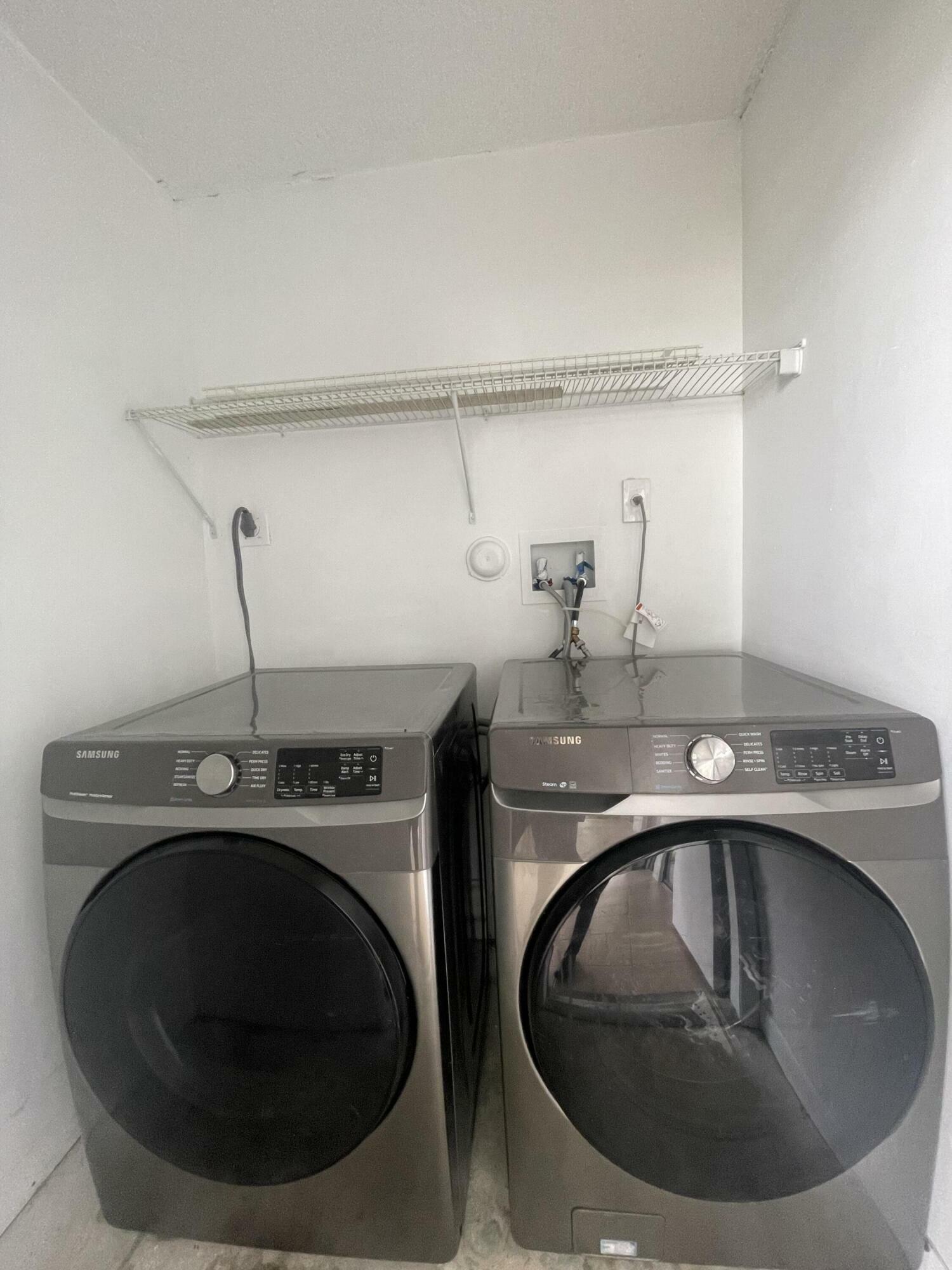 Property Photo: 20741 NE 4th Court 102 FL 33179