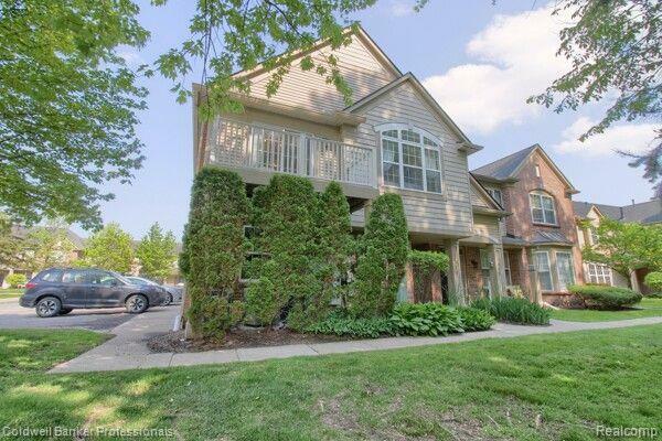 Property Photo: 3910 Norwich Drive MI 48188