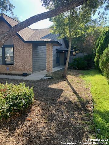 Property Photo: 6926 Country Elm TX 78240