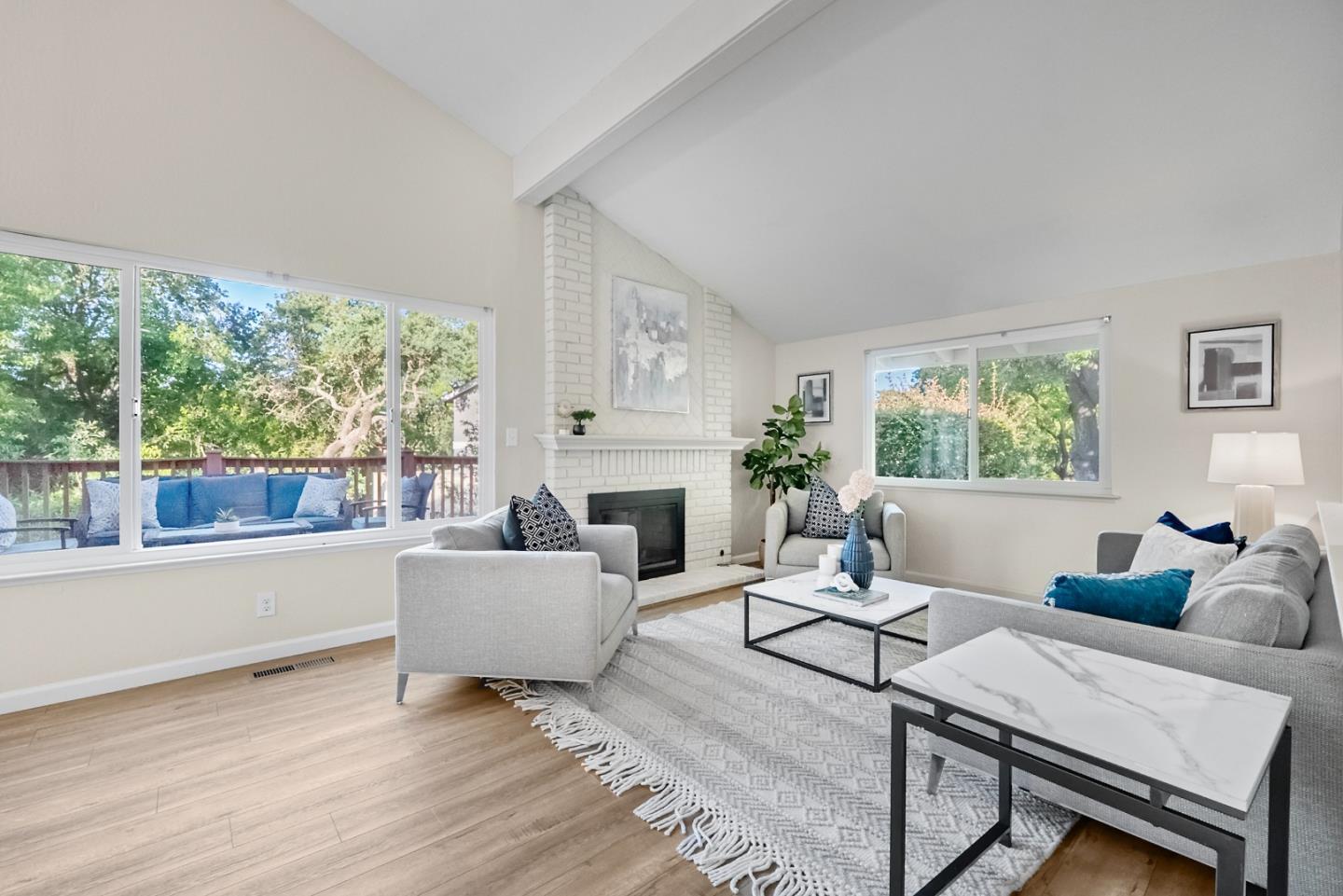 Property Photo: 1119 Glengarry Drive CA 94596