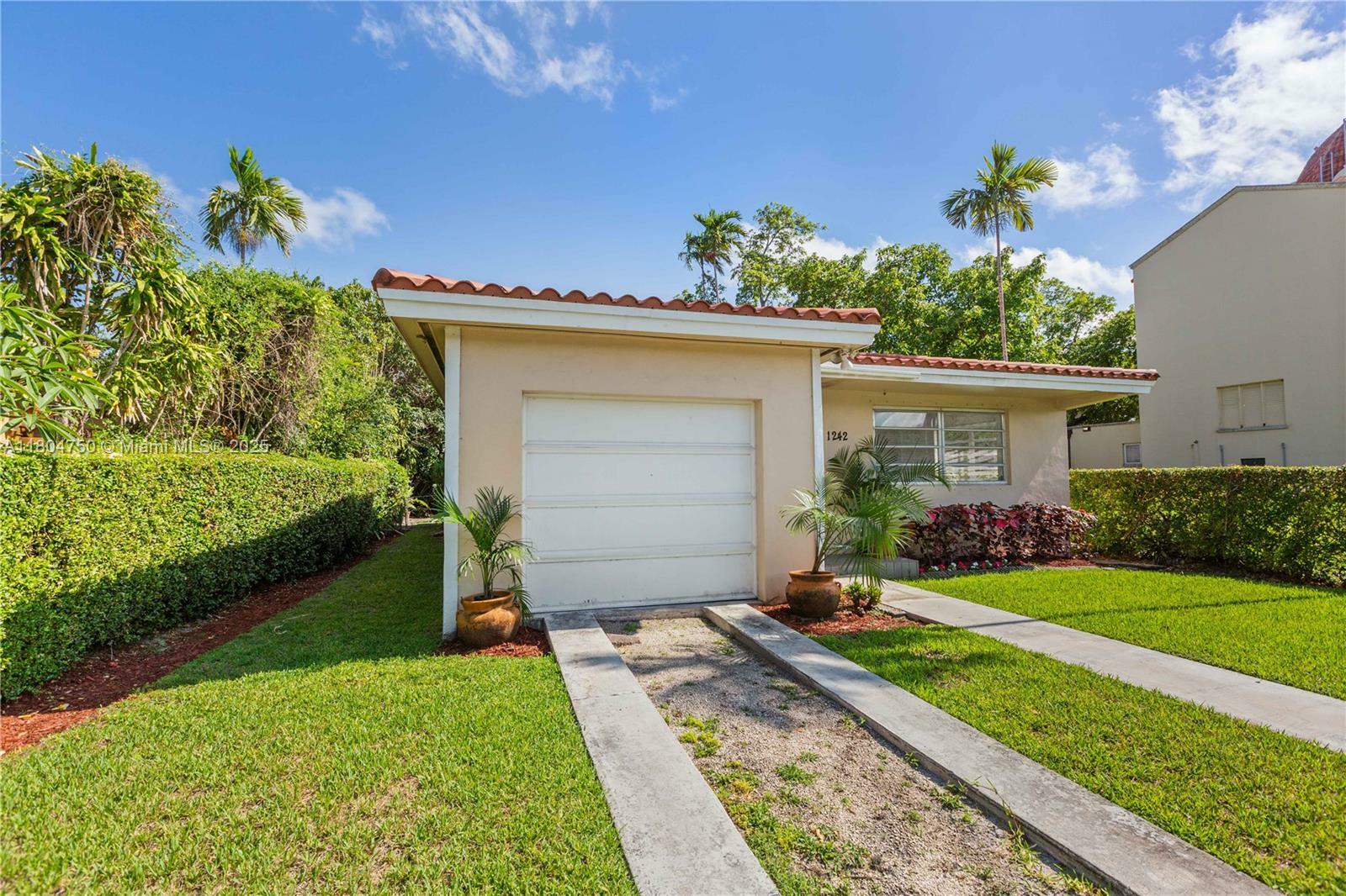 Property Photo: 1242 Sevilla Ave FL 33134