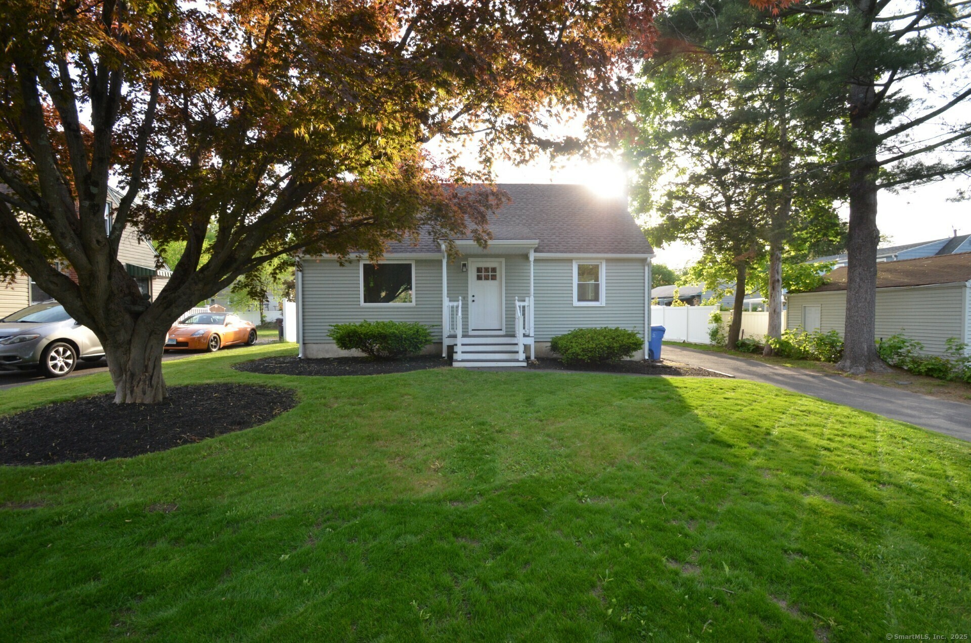 Property Photo: 14 Harvest Lane CT 06010