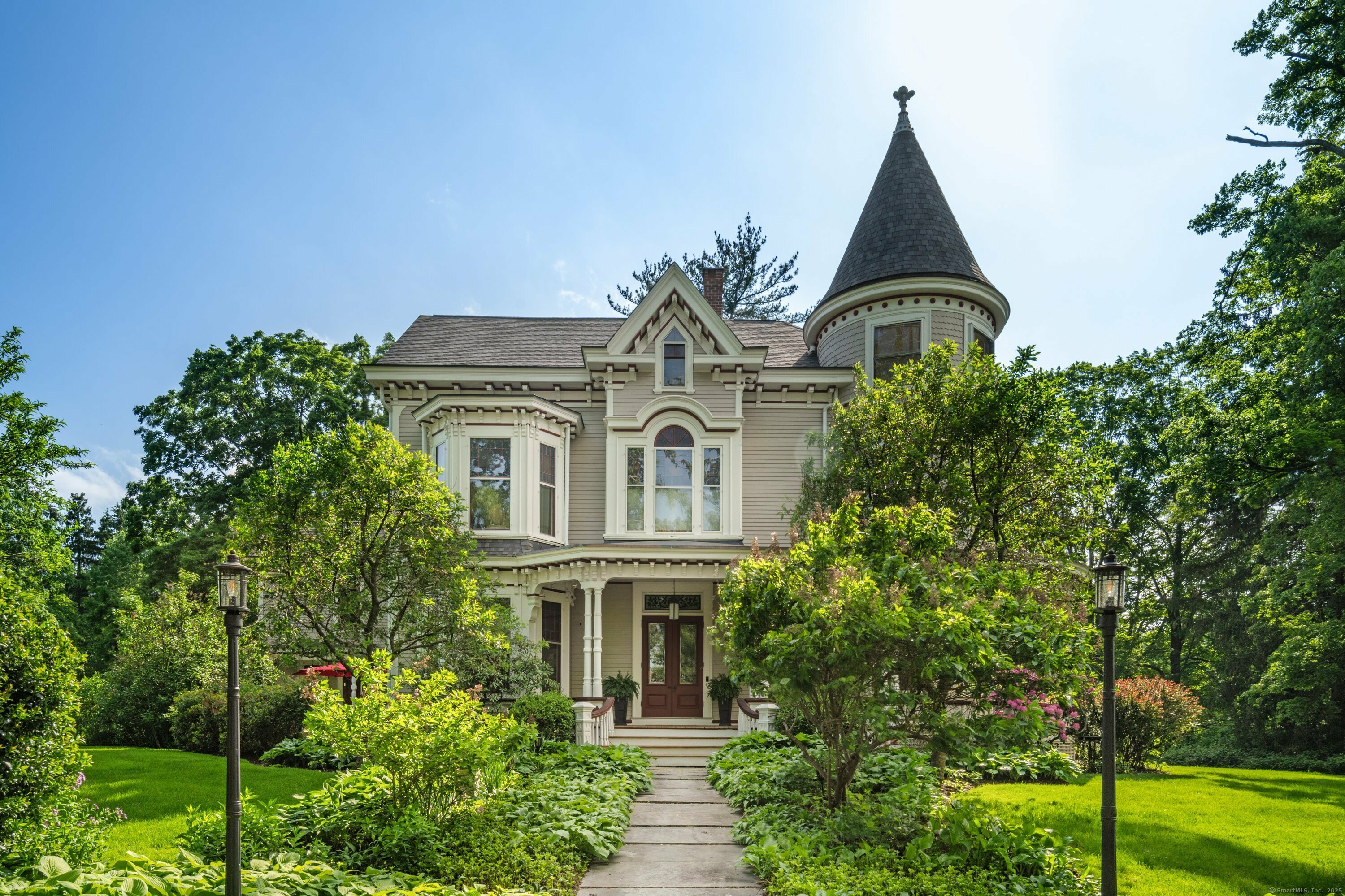 Property Photo: 13 Sugar Street CT 06470
