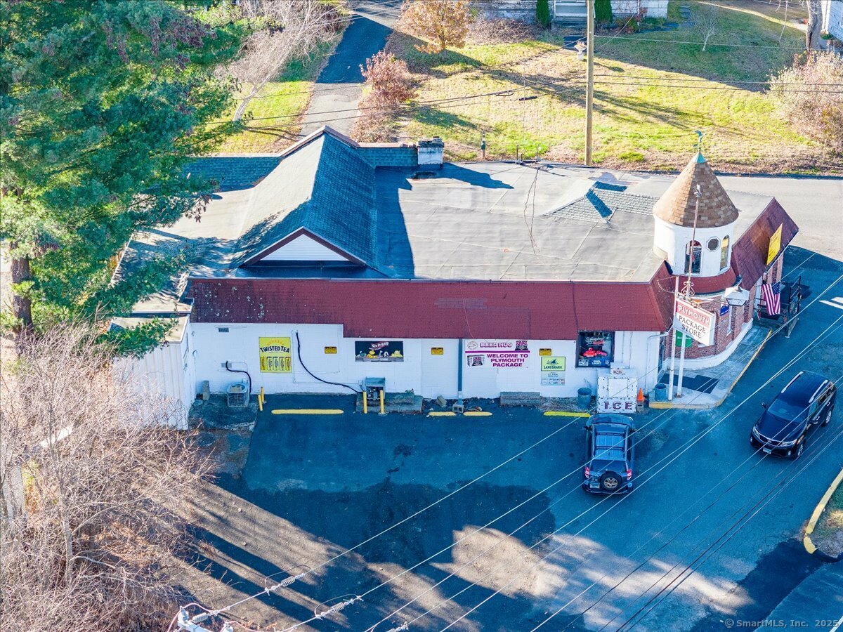 Property Photo: 166 South Riverside Avenue CT 06786