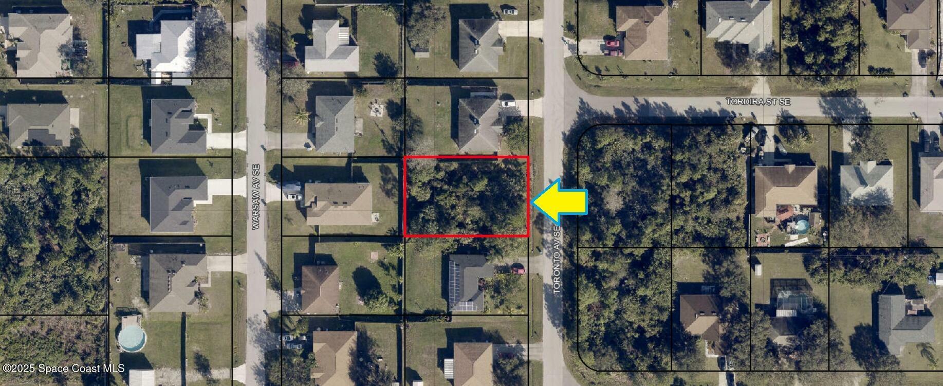 Property Photo: 3232 Toronto Avenue SE FL 32909