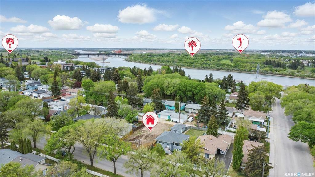 Property Photo: 1914 Herman Avenue SK S7M 0M8