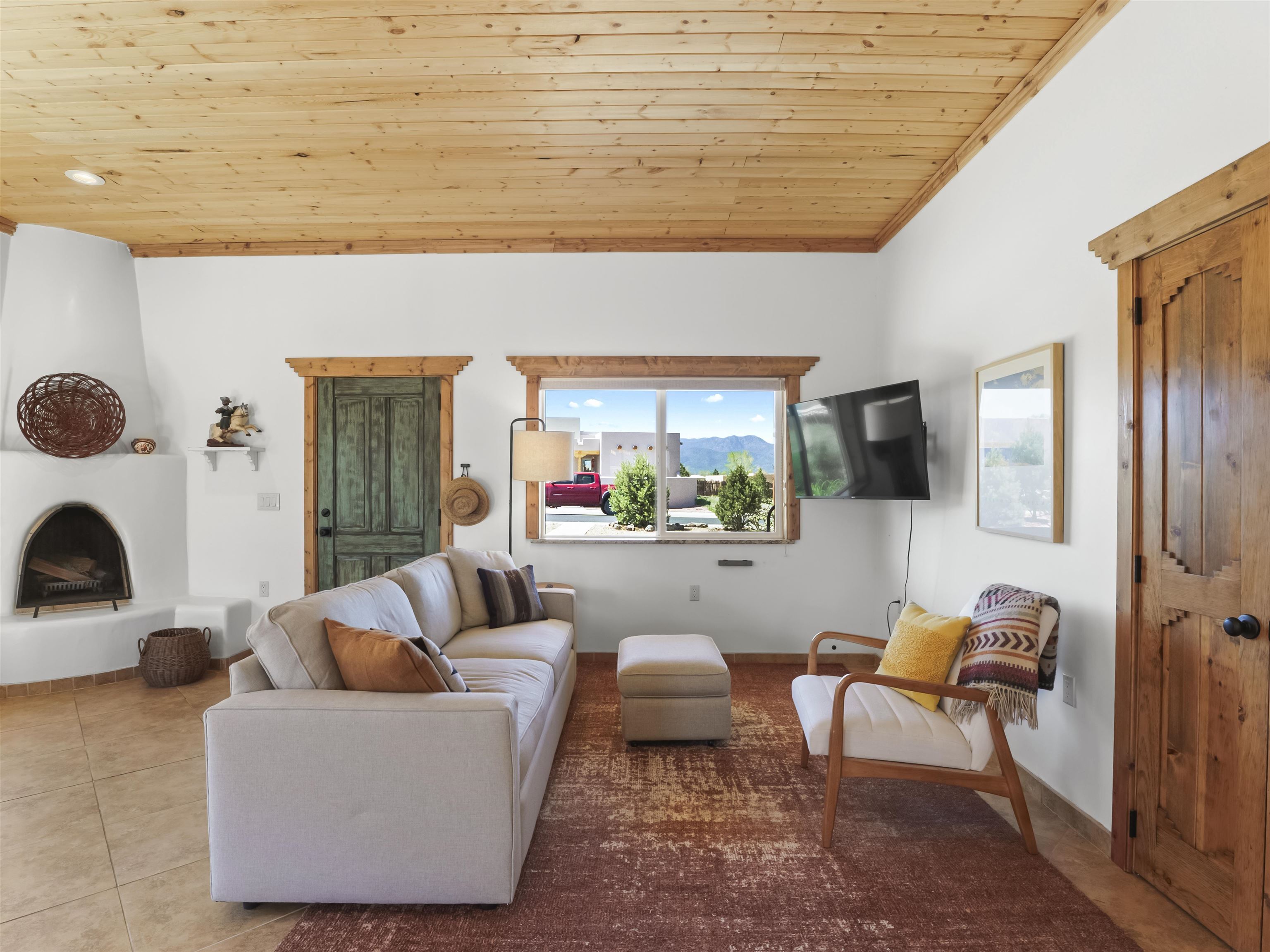 Property Photo:  211 Las Olas Dr  NM 87571 