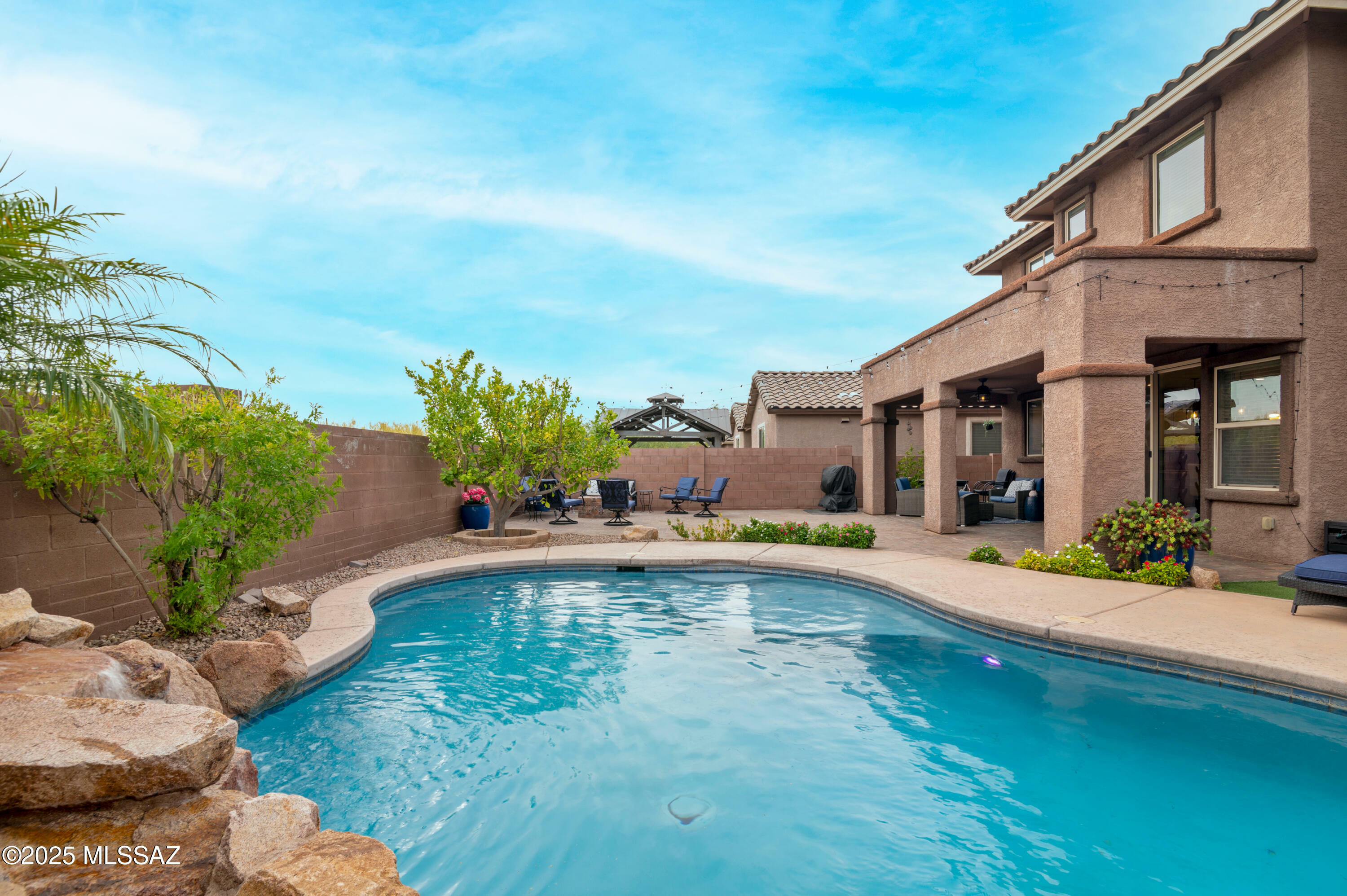Property Photo: 3443 W Tailfeather Drive AZ 85658
