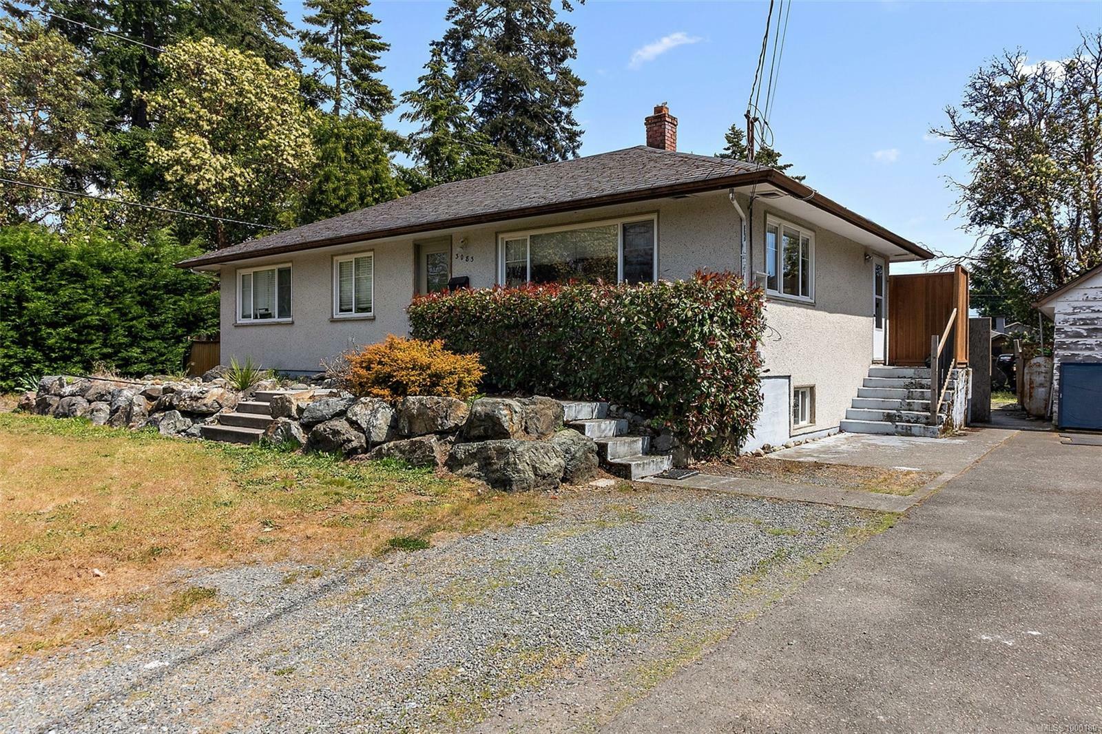 Photo de la propriété: 3083 Volmer Rd BC V9B 2H7