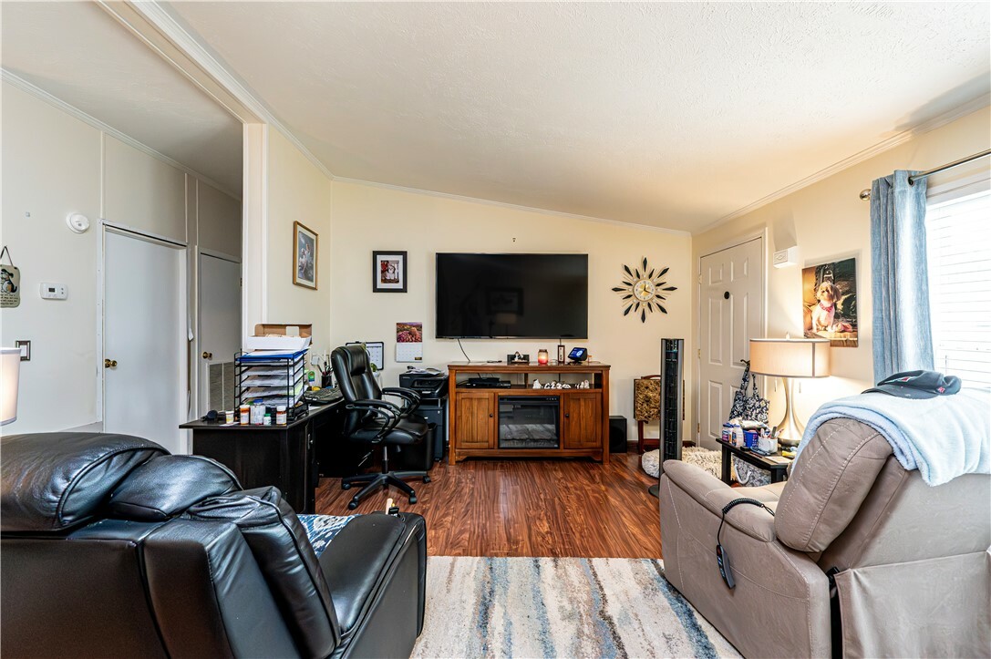 Property Photo: 383 Eagle Ln PA 15613