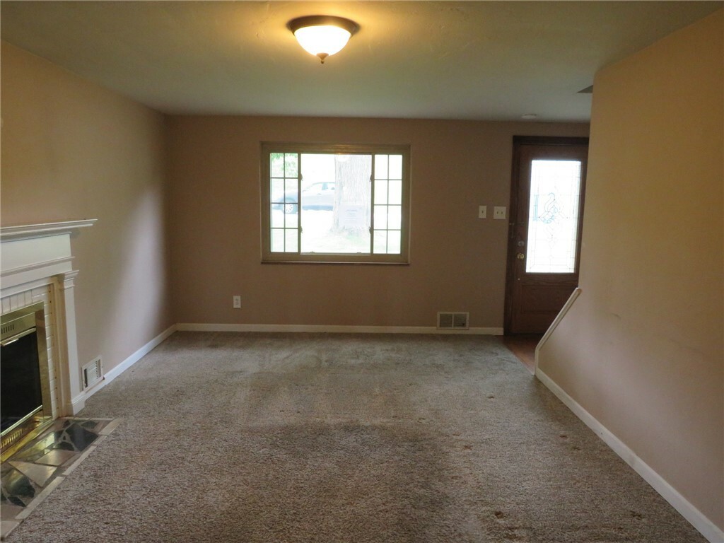 Property Photo:  5270 Orchard Hill Dr  PA 15236 