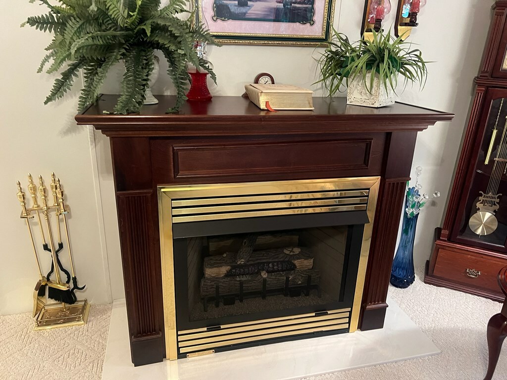 Property Photo: 1019 Summerlee Ave WV 25901