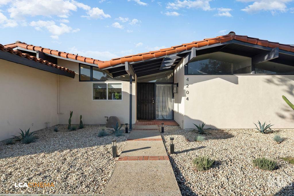 Property Photo:  4204 Garnsey Lane  CA 93309 