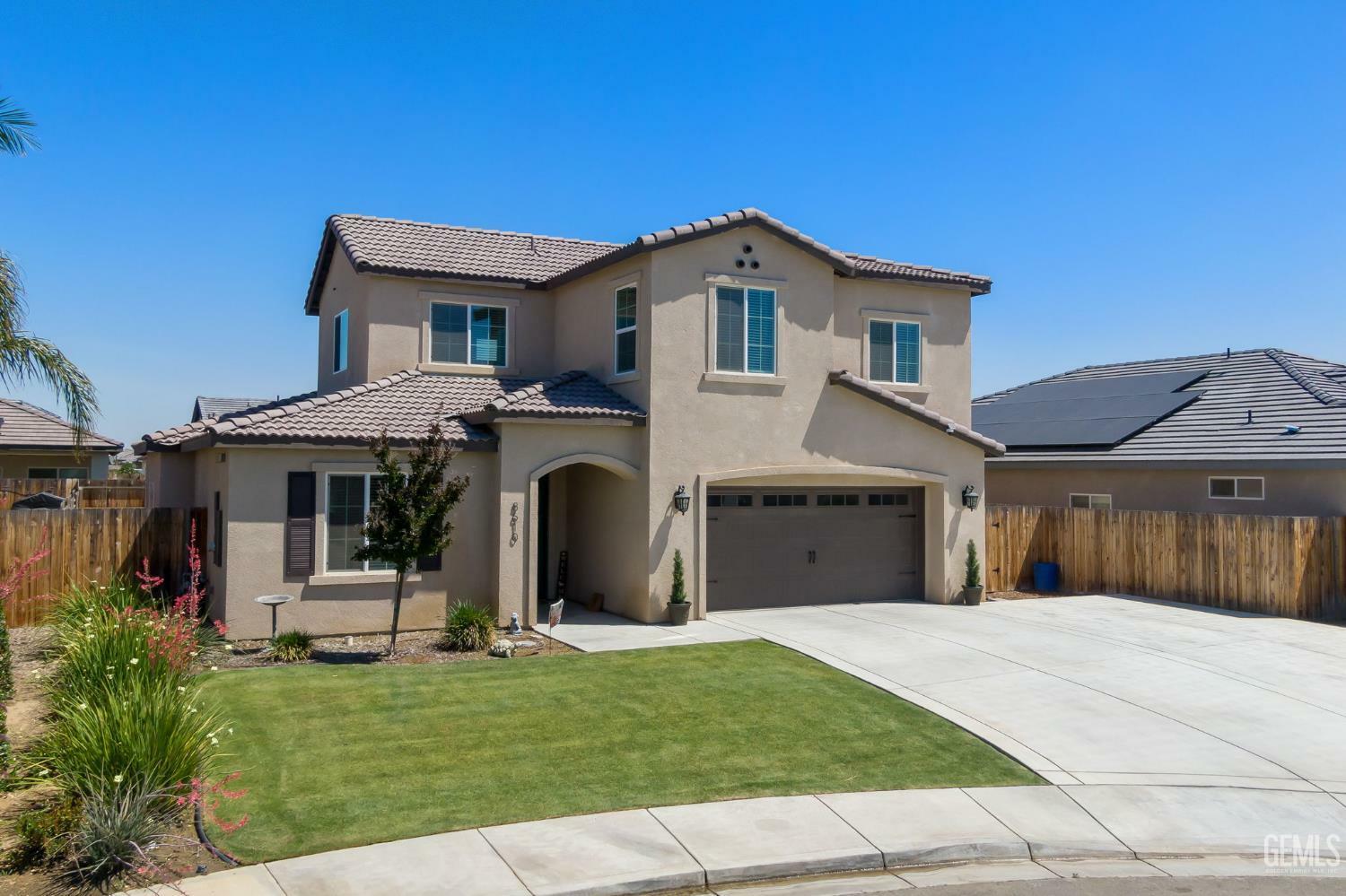 Property Photo:  8610 Kowa Street  CA 93314 
